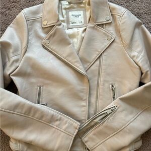 Abercrombie & Fitch Women's Beige Leather Jacket